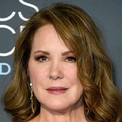 Elizabeth Perkins